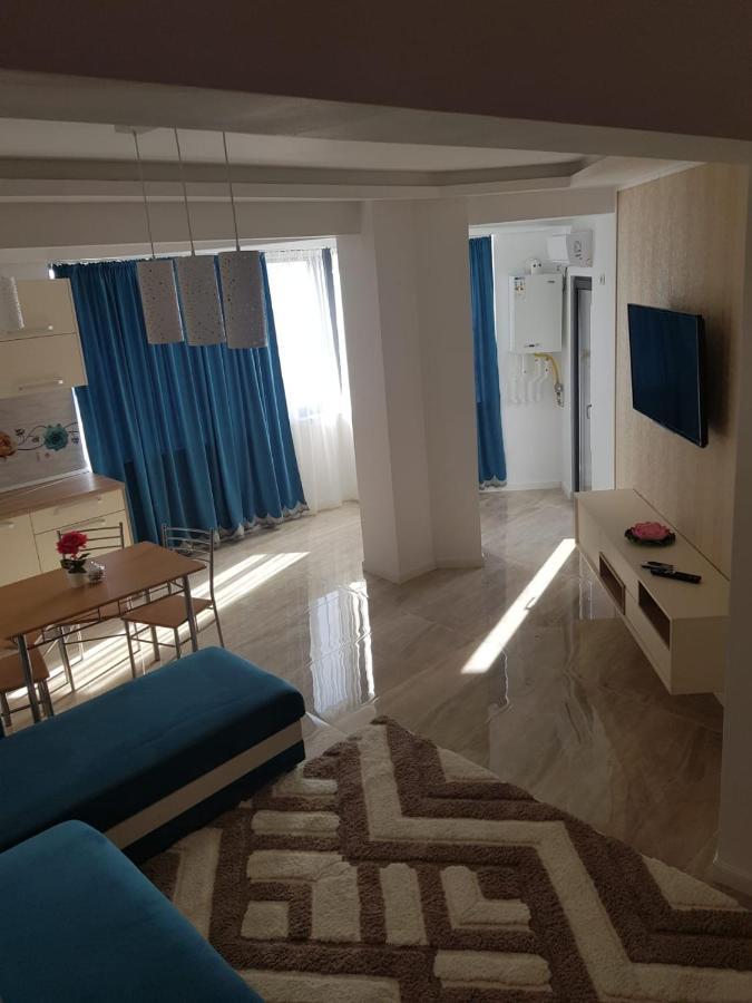 Unique Residence Apartament นาโวดาริ ภายนอก รูปภาพ