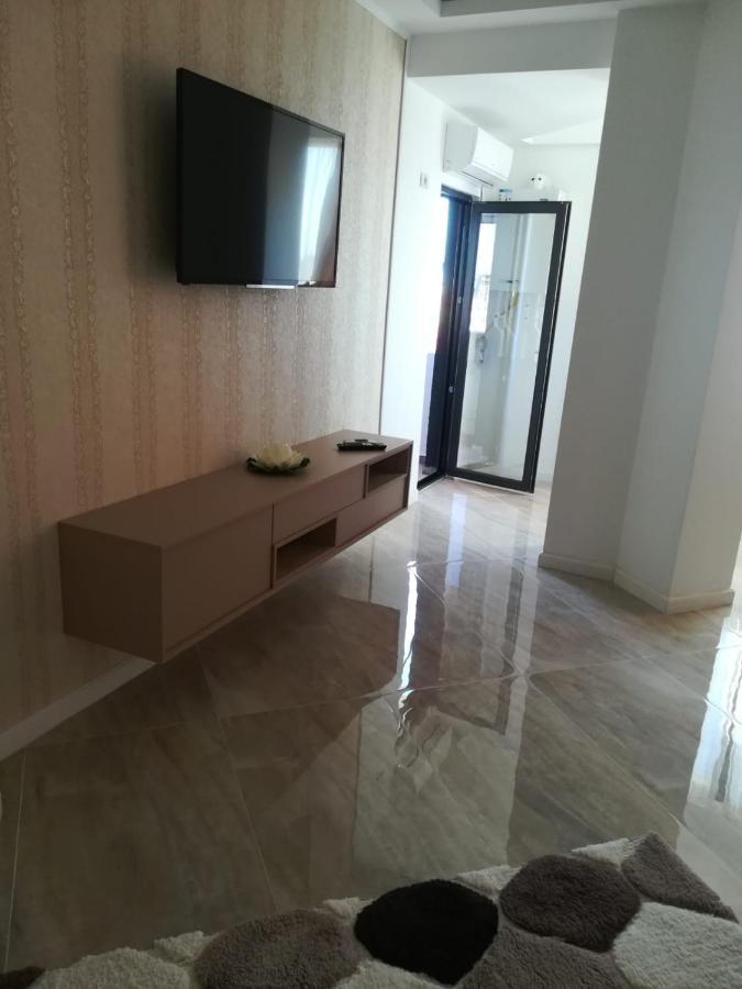 Unique Residence Apartament นาโวดาริ ภายนอก รูปภาพ