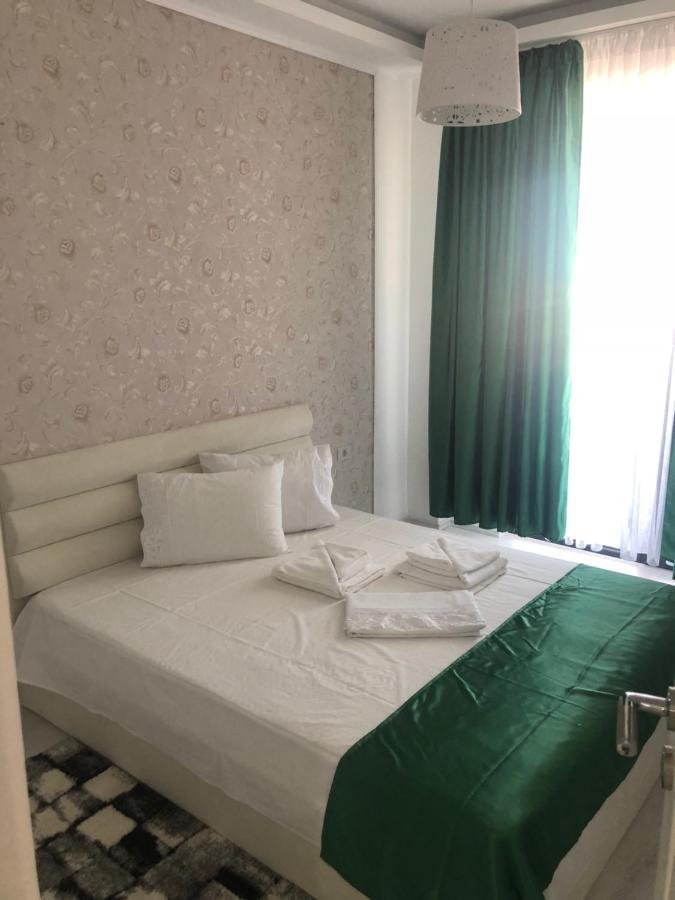 Unique Residence Apartament นาโวดาริ ภายนอก รูปภาพ